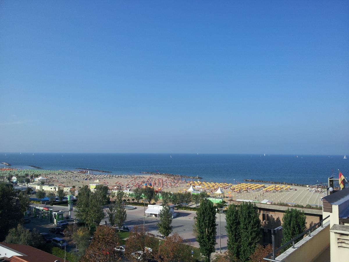 Hotel Euromar Rimini Esterno foto